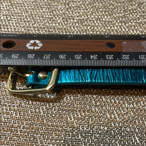 Vintage rare Rustic Cuff bracelet Kacy leather metallic green blue - Picture 5 of 7